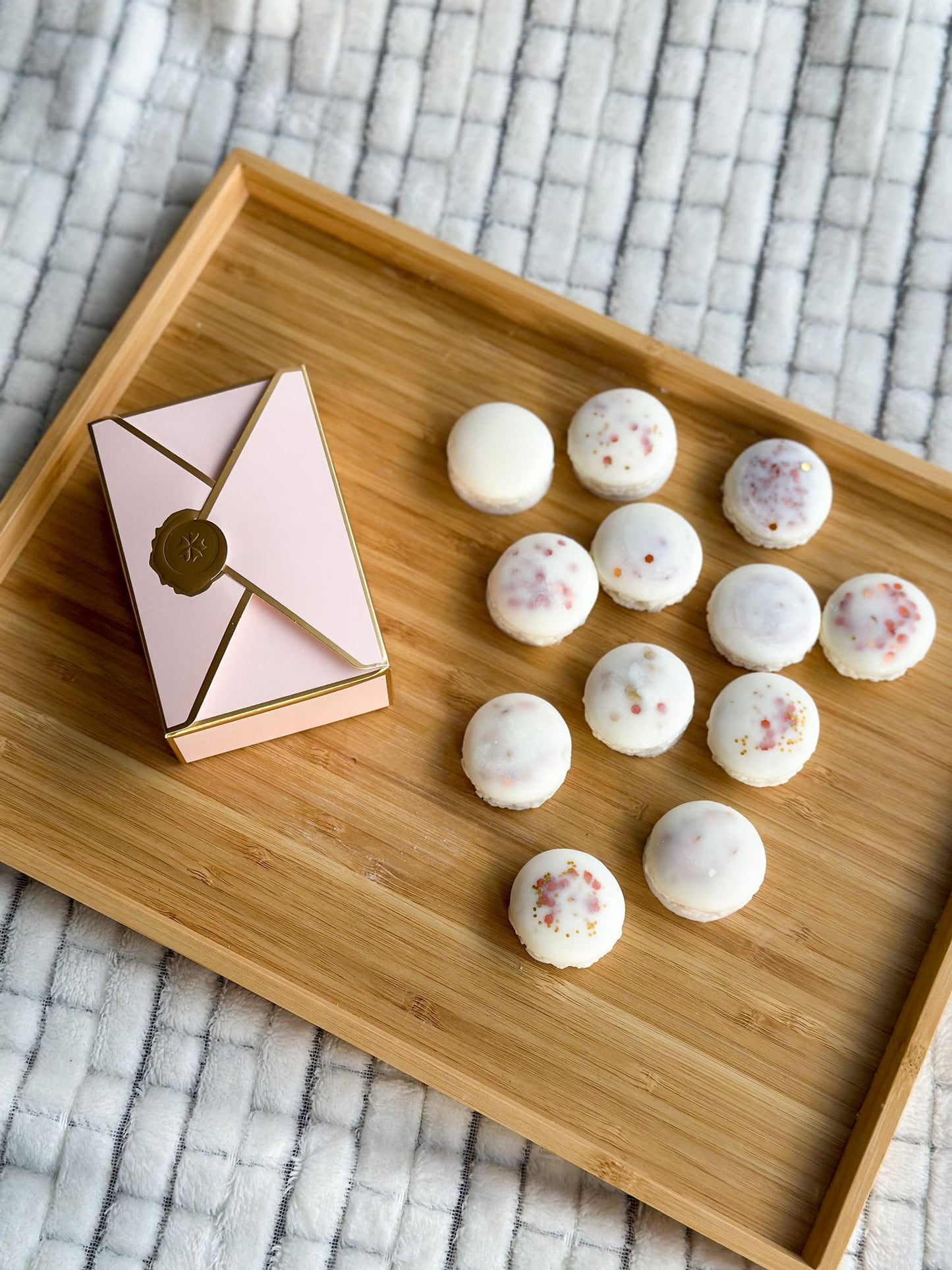 Macarons Soy Wax Melts - Pink Box